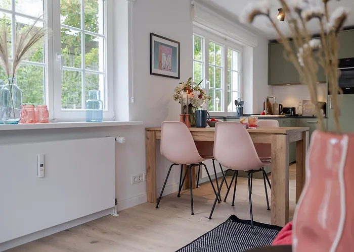 Kajuete #6 Dock 6a *