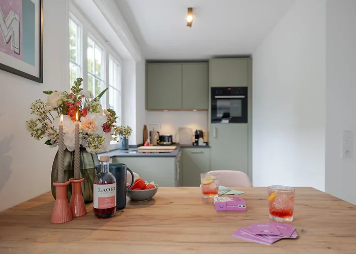 Kajuete #6 Dock 6a * Westerland